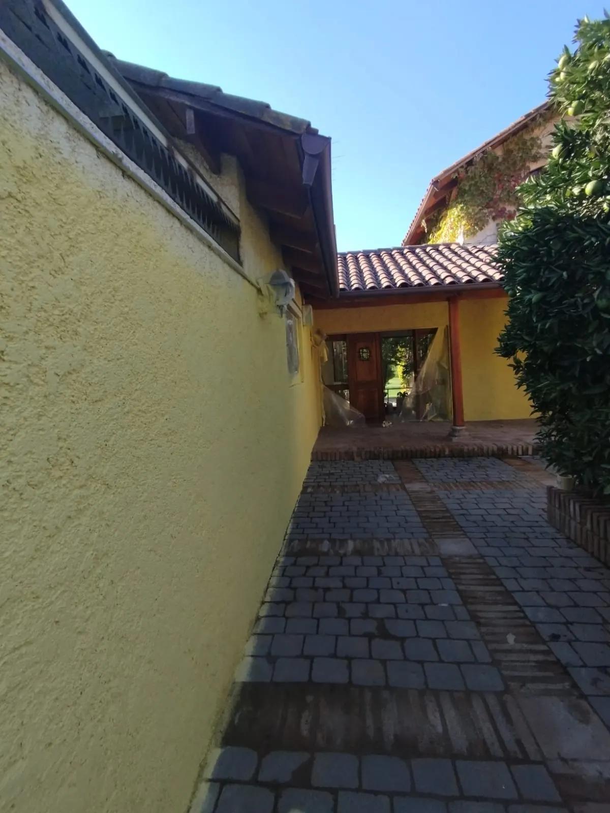 Parcela recién pintada en Quintero